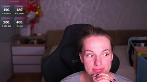 Sophie online show from October 21, 2025, 4:51 pm