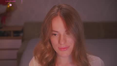 Sophie online show from December 14, 2025, 7:40 pm