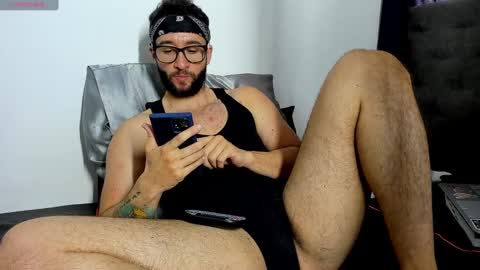 Van online show from February 24, 2025, 7:09 pm