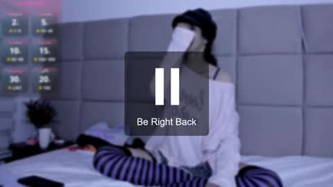 vannellope_96 online show from February 25, 2026, 7:45 pm