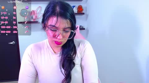 Vanesa online show from February 8, 2025, 4:04 pm