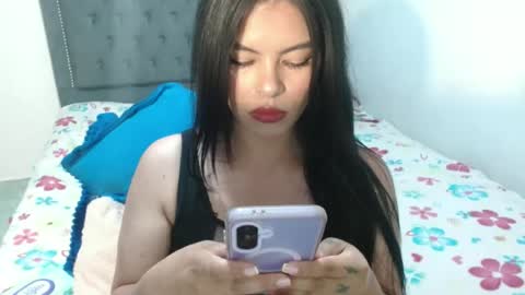 Snapshot of vannsexporn chatting on July 10, 2026, 10:01 pm Vannesa online show from July 10, 2026, 10:01 pm