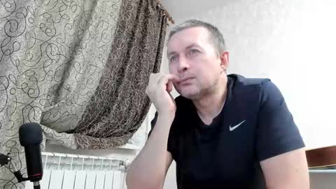 Snapshot of vano_822 chatting on February 24, 2025, 6:58 pm vano_822 online show from February 24, 2025, 6:58 pm
