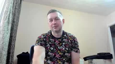 Snapshot of vano_822 chatting on September 11, 2025, 9:53 am vano_822 online show from September 11, 2025, 9:53 am