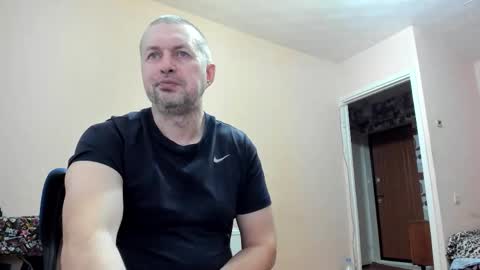 vano_822 online show from November 23, 2025, 9:09 am