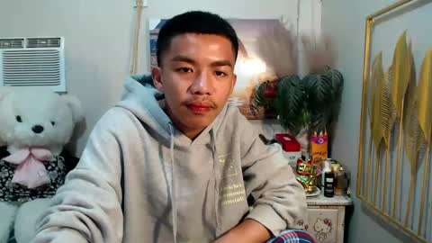 Snapshot of vanxxx2005 chatting on February 18, 2025, 7:09 pm vanxxx2005 online show from February 18, 2025, 7:09 pm