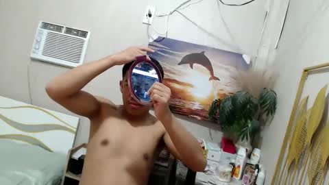 Snapshot of vanxxx2005 chatting on March 9, 2025, 10:41 pm vanxxx2005 online show from March 9, 2025, 10:41 pm