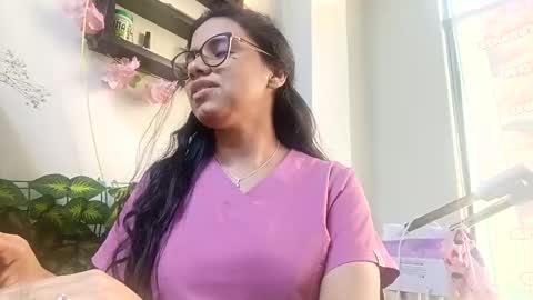 vanyxxxx online show from November 19, 2025, 9:48 pm