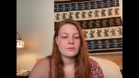 Snapshot of varared chatting on February 2, 2025, 6:20 pm Vara Redbush online show from February 2, 2025, 6:20 pm