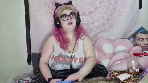 Veronica Lehane online show from December 11, 2024, 6:25 am