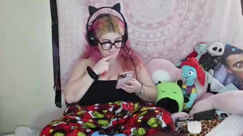 Veronica Lehane online show from December 26, 2024, 1:32 pm