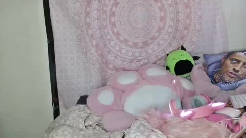 Veronica Lehane online show from February 28, 2025, 7:03 pm