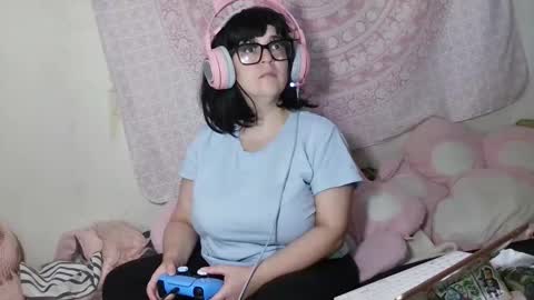 Veronica Lehane online show from October 11, 2025, 12:26 pm