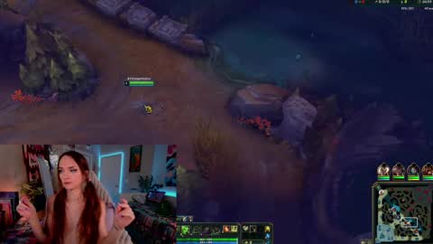 Snapshot of veeweatherbee chatting on February 20, 2025, 7:34 am Violet Weatherbee online show from February 20, 2025, 7:34 am