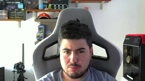 Snapshot of veils24 chatting on December 2, 2024, 6:54 pm Charles online show from December 2, 2024, 6:54 pm