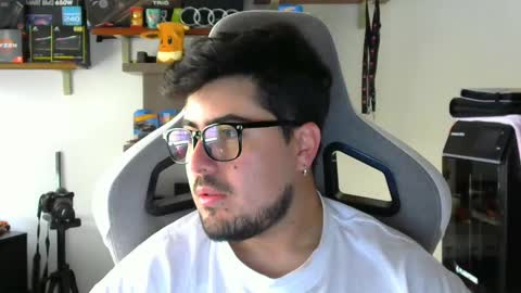 Snapshot of veils24 chatting on September 8, 2025, 2:49 pm Charles online show from September 8, 2025, 2:49 pm