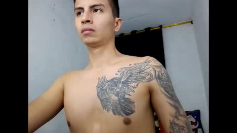 Snapshot of velk_hot1 chatting on January 4, 2025, 2:56 am velk_hot1 online show from January 4, 2025, 2:56 am