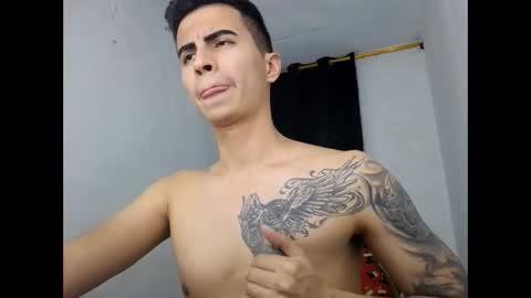 Snapshot of velk_hot1 chatting on January 4, 2025, 11:06 pm velk_hot1 online show from January 4, 2025, 11:06 pm