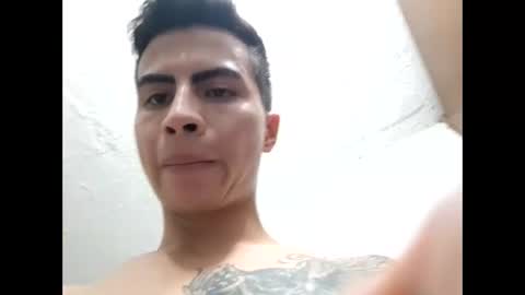 Snapshot of velk_hot1 chatting on January 8, 2025, 4:02 am velk_hot1 online show from January 8, 2025, 4:02 am