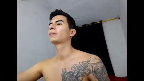 Snapshot of velk_hot1 chatting on January 22, 2025, 1:42 am velk_hot1 online show from January 22, 2025, 1:42 am