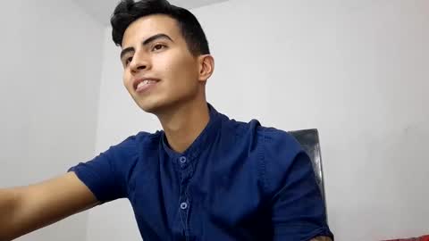 Snapshot of velk_hot1 chatting on March 8, 2025, 10:24 pm velk_hot1 online show from March 8, 2025, 10:24 pm