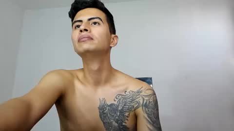 Snapshot of velk_hot1 chatting on March 9, 2025, 9:03 pm velk_hot1 online show from March 9, 2025, 9:03 pm