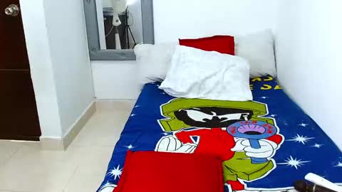 Snapshot of velk_hot1 chatting on November 10, 2025, 9:58 pm velk_hot1 online show from November 10, 2025, 9:58 pm