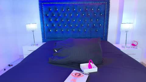 velora_nigth online show from January 19, 2026, 11:25 am