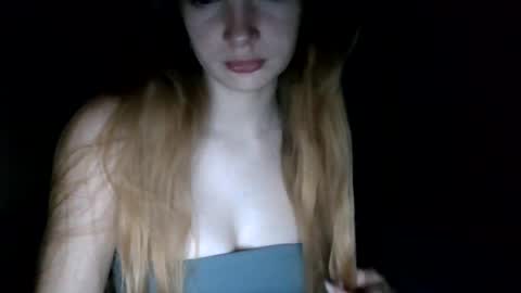 veloura60089 online show from July 26, 2026, 8:05 pm