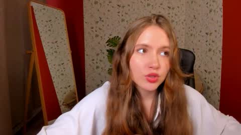 velvet_cherry online show from September 18, 2025, 3:36 pm