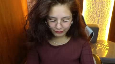Snapshot of velvet_moon_v chatting on June 30, 2026, 3:07 am velvet_moon_v online show from June 30, 2026, 3:07 am