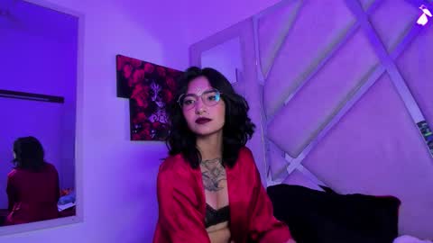 velvet  mystic online show from January 9, 2026, 3:09 am