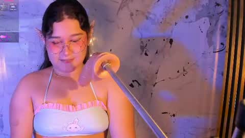 velvet_rosee_ online show from July 12, 2026, 12:51 pm