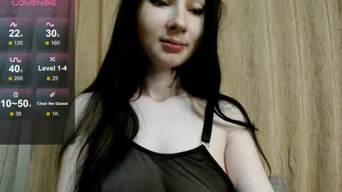 Snapshot of velvet_shadow chatting on October 15, 2025, 4:40 pm velvet_shadow online show from October 15, 2025, 4:40 pm