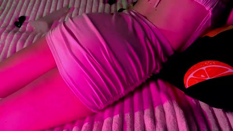 Violet online show from January 16, 2025, 9:51 pm