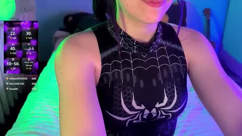 Violet online show from March 12, 2025, 9:24 pm