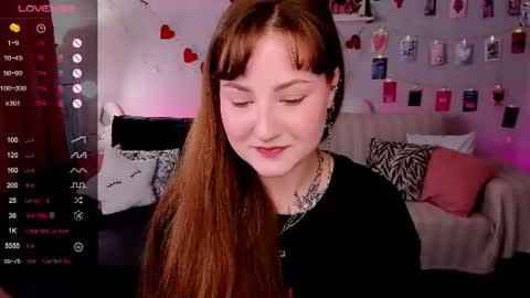 Mia online show from July 5, 2026, 9:05 am