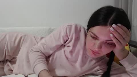 Snapshot of velvetmoon123 chatting on February 9, 2026, 7:40 pm velvetmoon123 online show from February 9, 2026, 7:40 pm