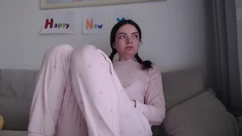 Snapshot of velvetmoon123 chatting on February 12, 2026, 6:41 am velvetmoon123 online show from February 12, 2026, 6:41 am