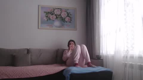 Snapshot of velvetmoon123 chatting on February 19, 2026, 9:05 am velvetmoon123 online show from February 19, 2026, 9:05 am