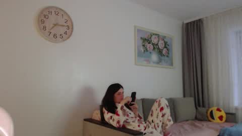 Snapshot of velvetmoon123 chatting on February 20, 2026, 5:15 am velvetmoon123 online show from February 20, 2026, 5:15 am