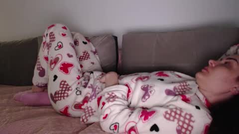 Snapshot of velvetmoon123 chatting on February 20, 2026, 6:30 pm velvetmoon123 online show from February 20, 2026, 6:30 pm