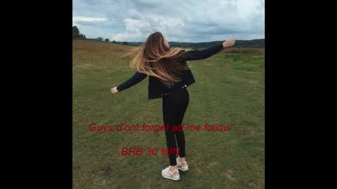 Snapshot of velvetmoon123 chatting on February 24, 2026, 5:27 am velvetmoon123 online show from February 24, 2026, 5:27 am