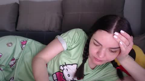 Snapshot of velvetmoon123 chatting on February 28, 2026, 7:09 am velvetmoon123 online show from February 28, 2026, 7:09 am