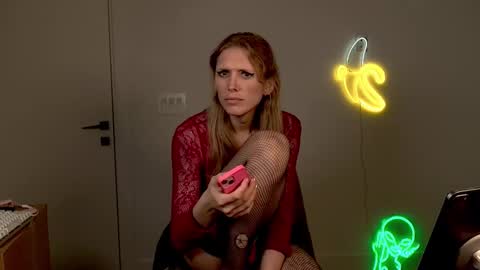 VelvetTGirl online show from March 2, 2026, 7:15 am