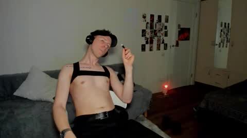 Vence online show from March 16, 2026, 9:30 pm