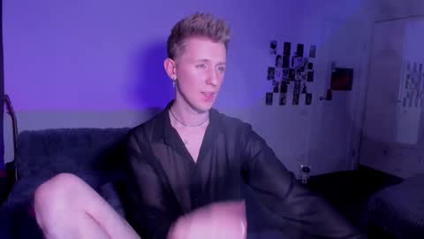 Vence online show from March 22, 2026, 8:23 pm