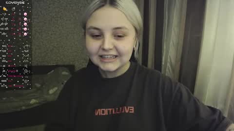 eva 3 online show from November 14, 2025, 2:32 am