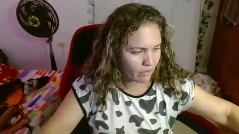 venecasexy44 online show from September 14, 2025, 12:15 pm