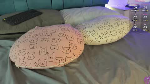 venezolana_caro online show from October 5, 2025, 11:52 am